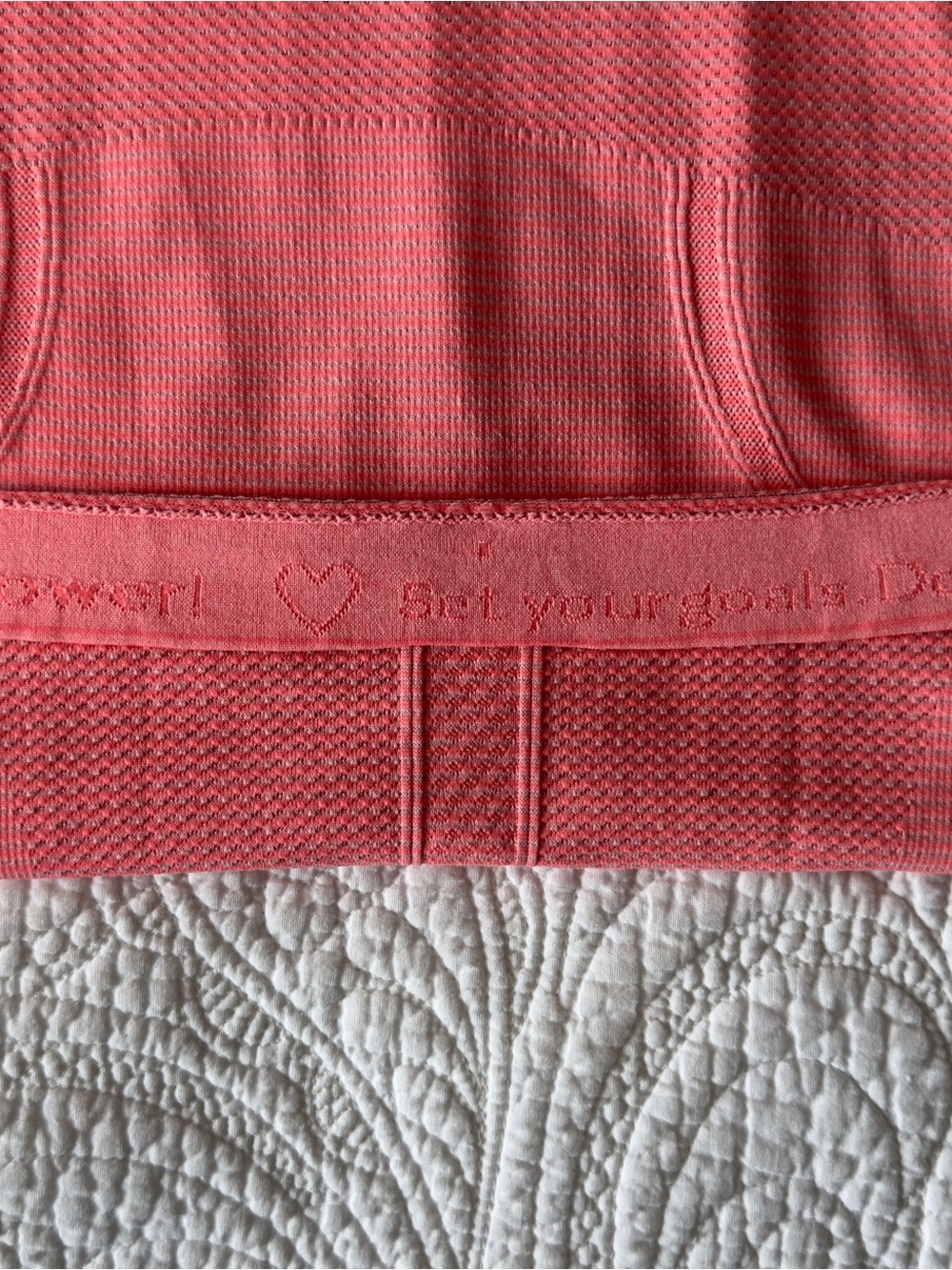 Lululemon Swiftly Tech Racerback Pink Peach Size 4 - Picture 7 of 8